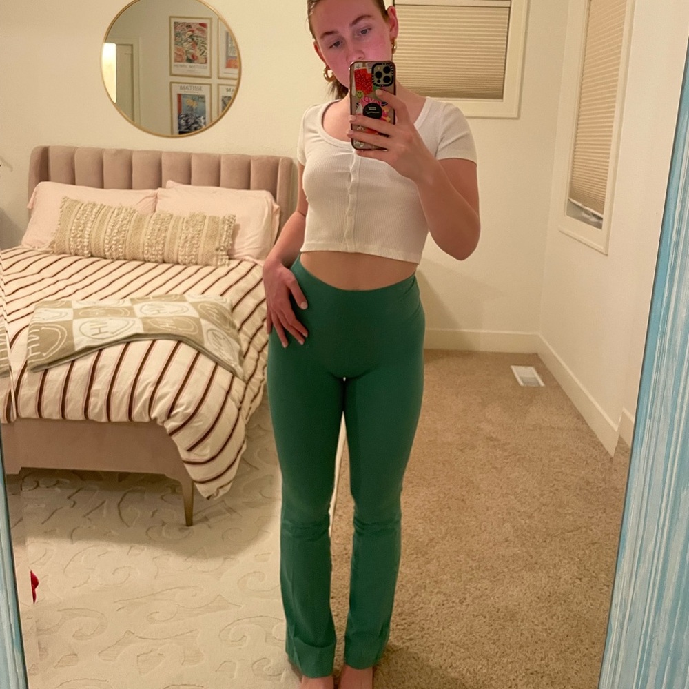 Aritzia TNA Cotton Yoga Pants